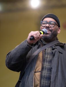 Rapper Roger Rekless auf der Mietendemo